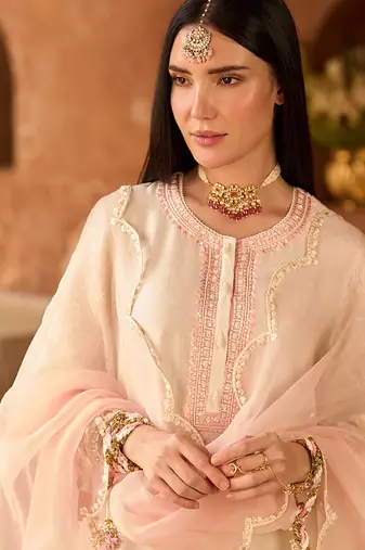 Pink embroidered silk chanderi kurta set