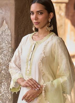 Mint green embroidered silk chanderi kurta set 2