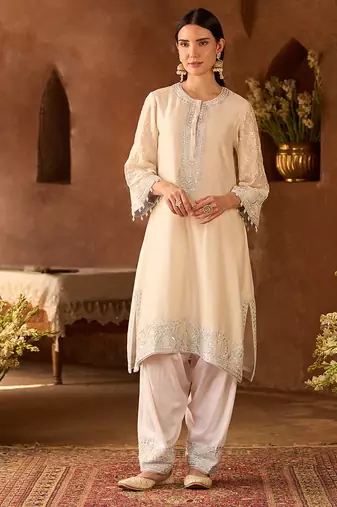 Daisy ivory blue embroidered silk chanderi kurta set