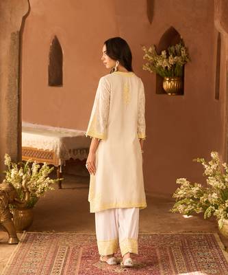Lemon yellow embroidered silk chanderi kurta set 3