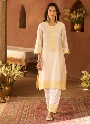 Lemon yellow embroidered silk chanderi kurta set 5