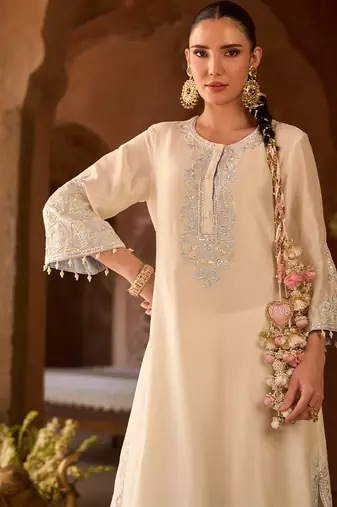 Daisy ivory blue embroidered silk chanderi kurta set