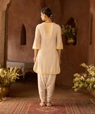 Lemon yellow embroidered silk chanderi kurta set 3