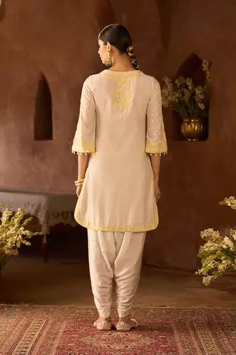 Lemon yellow embroidered silk chanderi kurta set