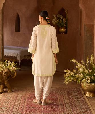 Mint green embroidered silk chanderi kurta set 4