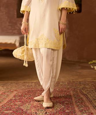 Lemon yellow embroidered silk chanderi kurta set 2