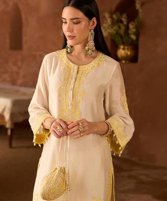 Lemon yellow embroidered silk chanderi kurta set 3
