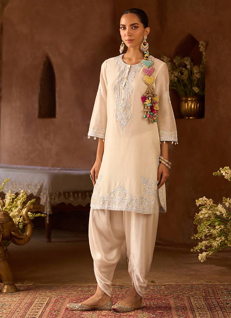 Daisy ivory blue embroidered silk chanderi kurta set