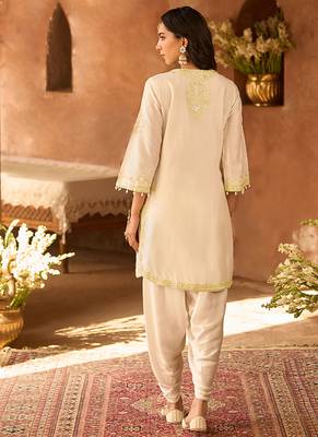 Mint green embroidered silk chanderi kurta set 2
