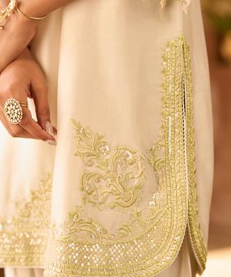 Mint green embroidered silk chanderi kurta set 4