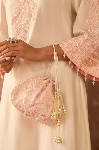 Pink embroidered silk chanderi kurta set