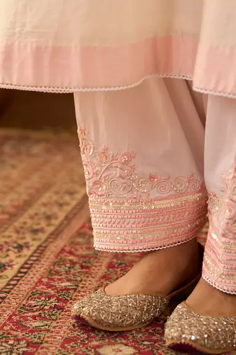 Pink embroidered silk chanderi kurta set