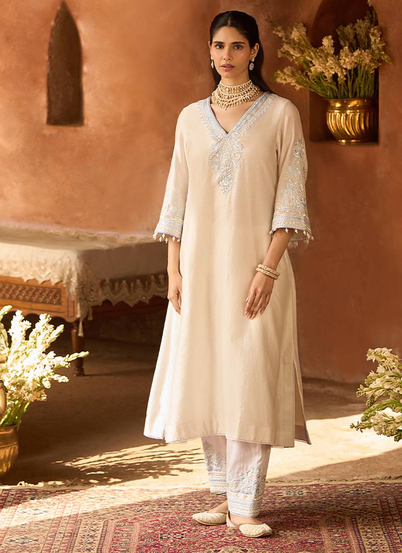 Daisy ivory blue embroidered silk chanderi kurta set