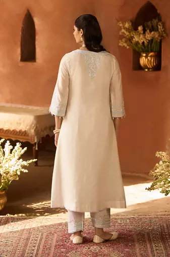 Daisy ivory blue embroidered silk chanderi kurta set