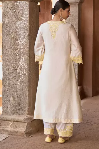 Lemon yellow embroidered silk chanderi kurta set