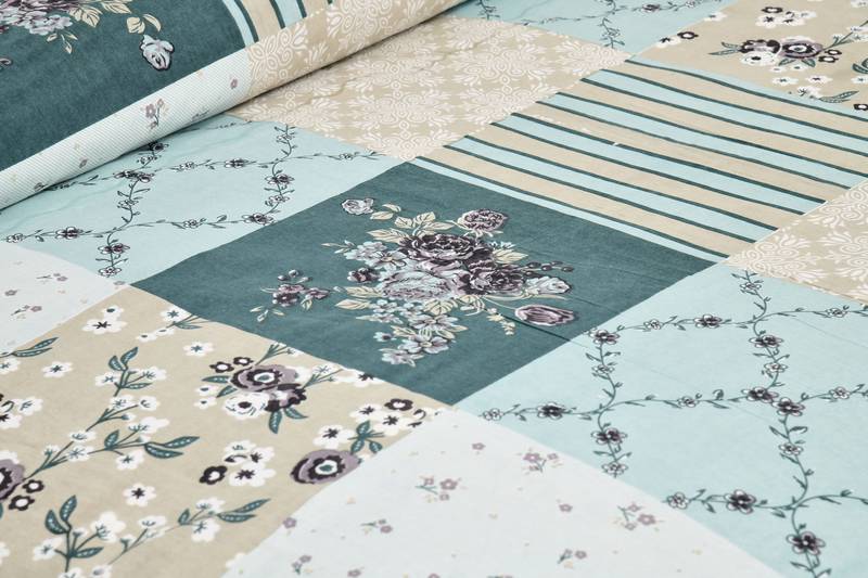 Bedsheet with Pillow Covers for Home & Bedroom Use