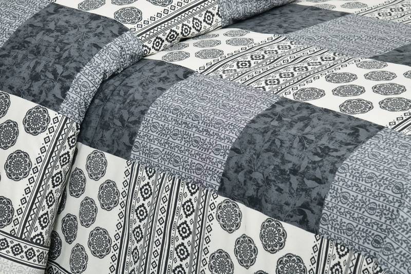 Bedsheet with Pillow Covers for Home & Bedroom Use
