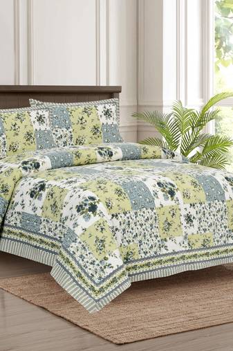 Bedsheet with Pillow Covers for Home & Bedroom Use