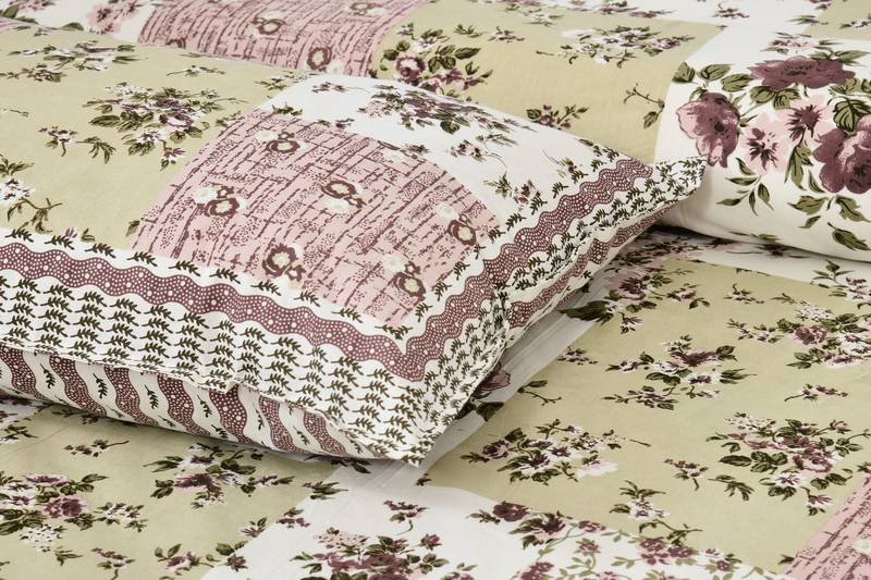 Bedsheet with Pillow Covers for Home & Bedroom Use