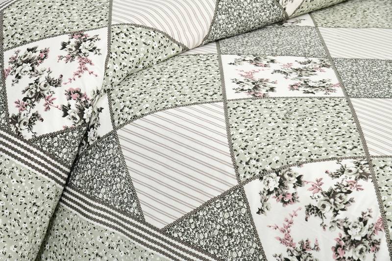 Bedsheet with Pillow Covers for Home & Bedroom Use