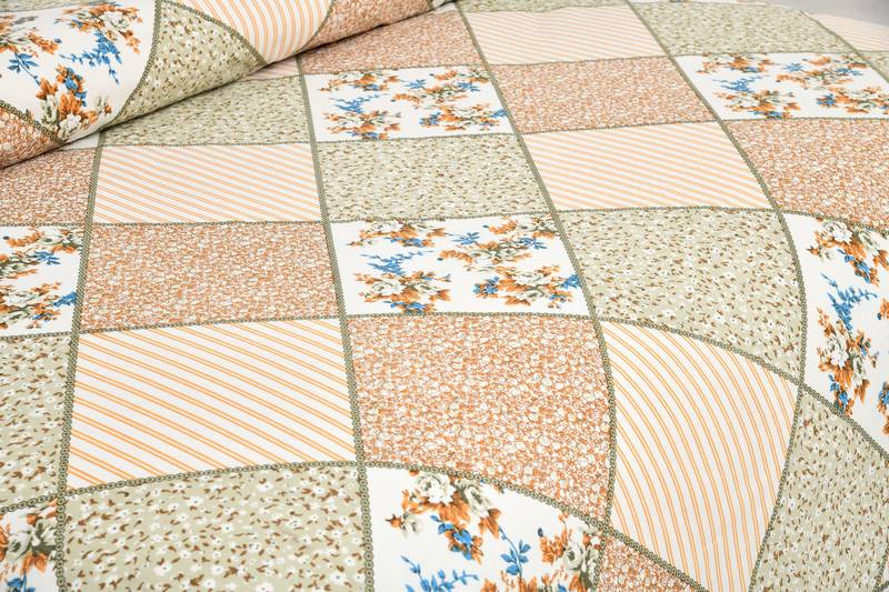 Bedsheet with Pillow Covers for Home & Bedroom Use