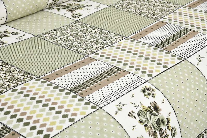 Bedsheet with Pillow Covers for Home & Bedroom Use