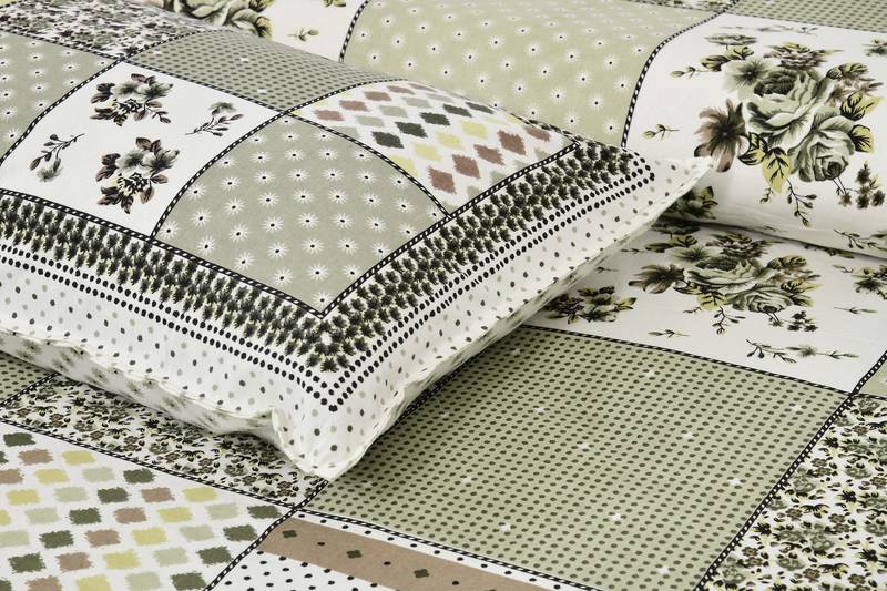 Bedsheet with Pillow Covers for Home & Bedroom Use