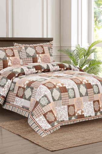 Bedsheet with Pillow Covers for Home & Bedroom Use
