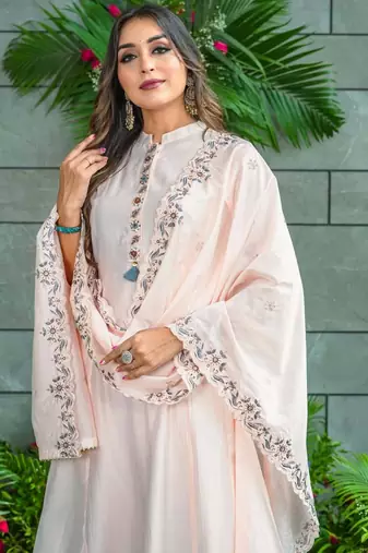 Women's cream muslin cotton embroidered mandarin neck kurta set with dupatta