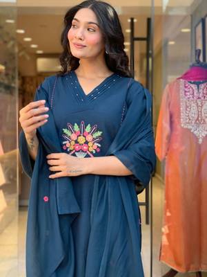 blue rayon slub embroidered kurta set with dupatta 4