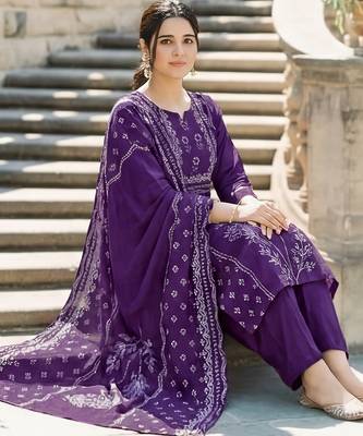 purple muslin printed kurta set with dupatta 2