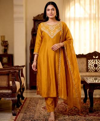 Women's gold vichitra silk embroidered round neck kurta set with dupatta 2
