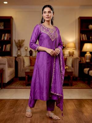 purple vichitra silk blend embroidered kurta set with dupatta 2