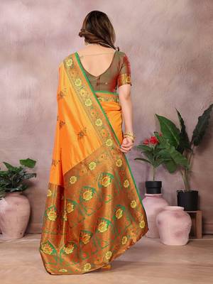 Gold pure silk woven zari work saree with blouse 3