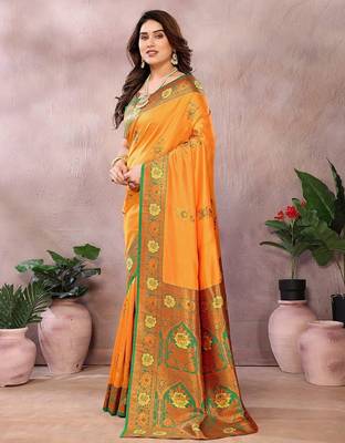 Gold pure silk woven zari work saree with blouse 4