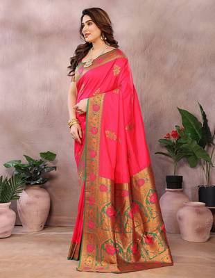 Pink pure silk woven zari work saree with blouse 4