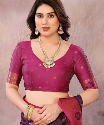 Magenta blended cotton woven zari work saree with blouse 4