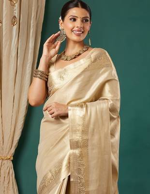 Beige pure silk woven zari work saree with blouse 2