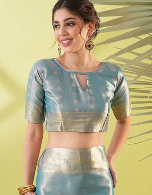 Light blue pure silk woven zari work saree with blouse 4