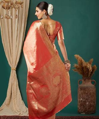 Orange pure silk woven zari work saree with blouse 3