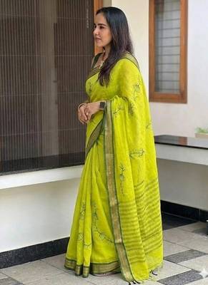 Light green blended cotton embroidered zari work saree with blouse 3