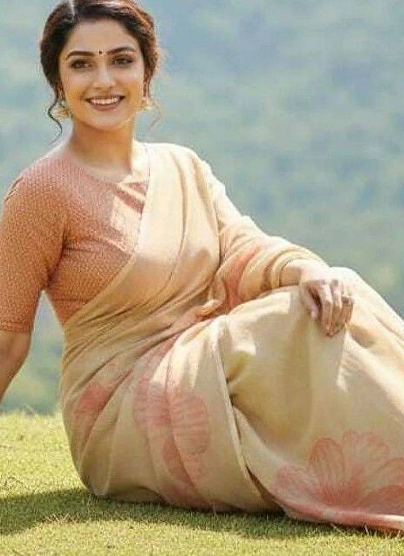 Red blended cotton printed zari work saree with blouse