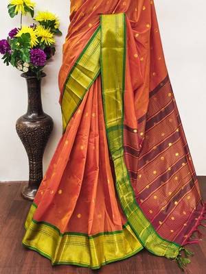 Orange pure silk woven zari work saree with blouse 3