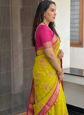 Gold blended cotton embroidered zari work saree with blouse 3