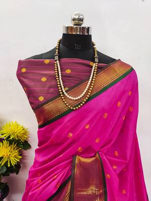 Pink pure silk woven zari work saree with blouse 1