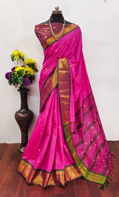 Pink pure silk woven zari work saree with blouse 2