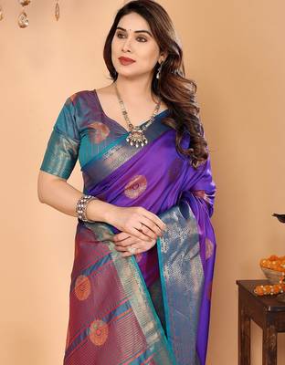 Purple pure silk woven zari work saree with blouse 5