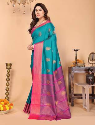 Green pink silk blend woven zari work saree with blouse 4