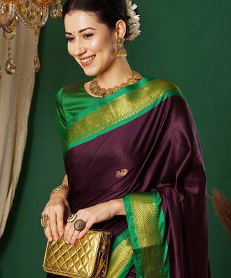 Magenta blended cotton woven zari work saree with blouse 2