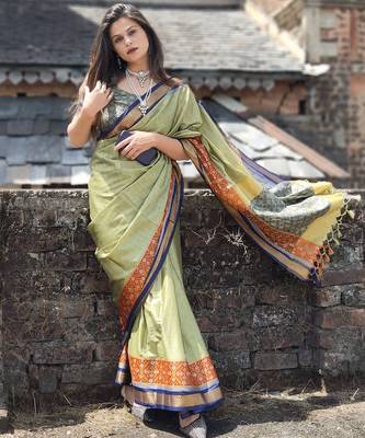 Green blended cotton woven zari work saree with blouse 1